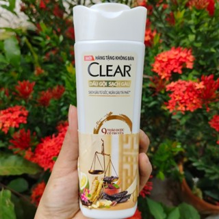 Dầu gội Clear 9 loại thảo dược mới 140g
