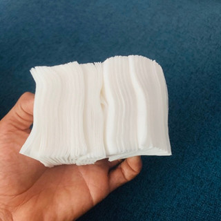 Bông Cắt Sẵn 1600 Miếng Size 6cm* 6cm