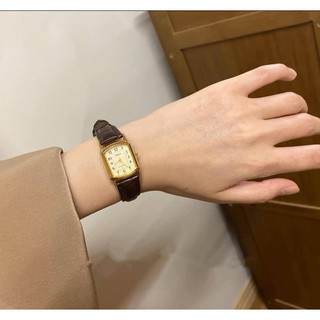 Đồng hồ citizen q&q