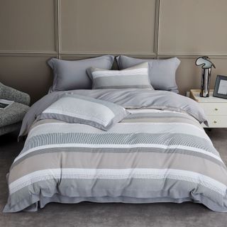  Bộ ga giường lụa 5 món Jun Store Tencel không kèm mền, cao cấp, bo chun bọc nệm màu sọc 22