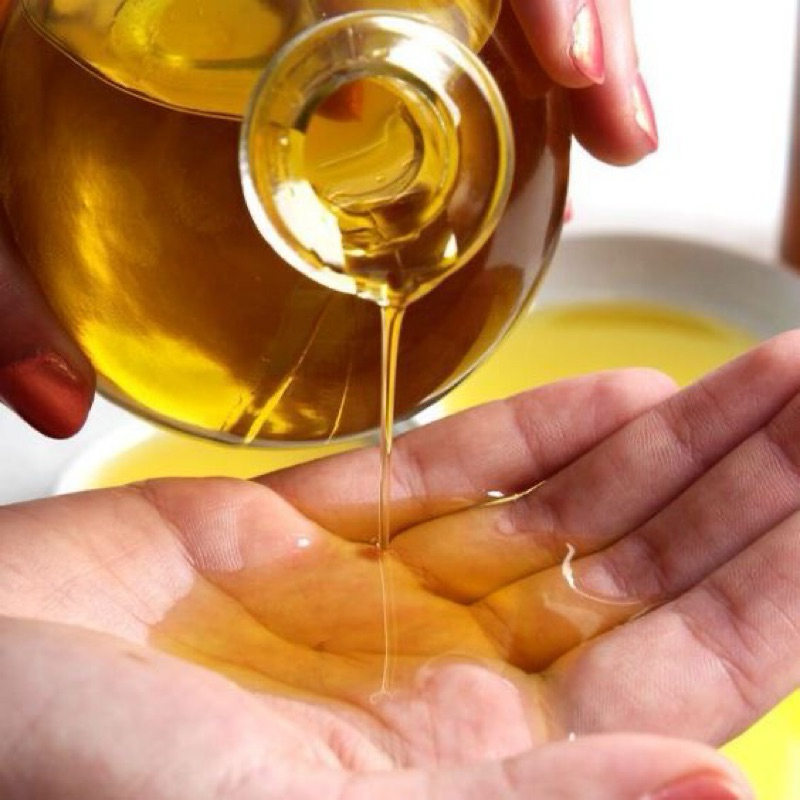Dầu Massage Body _ Tinh Dầu Sả Chanh_ Dầu massage chuyên dụng cho spa_ Dưỡng ẩm da mềm mịn_ Chai 1000ml