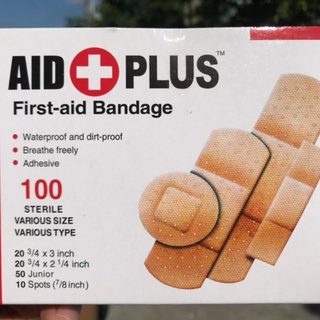 Hộp 100 miếng băng keo cá nhân
