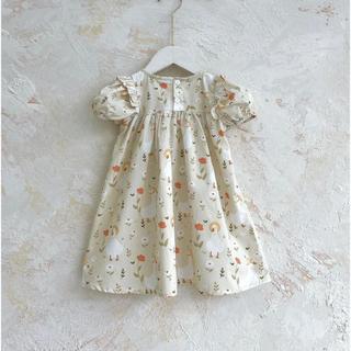  Váy babydoll kiểu dáng tay bồng nhẹ phối chun dễ mặc họa tiết vịt hoa xinh xắn dễ thương cho bé từ 9-26kg OP2391