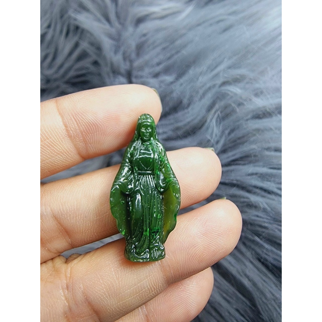 Mặt dây chuyền đức mẹ Maria đá ngọc