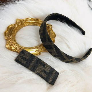 Băng đô hoạ tiết Herzigroom monogram - P022