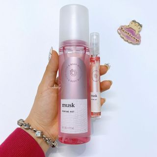 Mùi mới xịt thơm toàn thân perfume mist musk bath & body works mùi hương