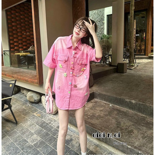 Sơ Mi Hồng loang Logo Sticker