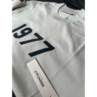 {CHÍNH HÃNG} TEE ESSENTIALS 1977