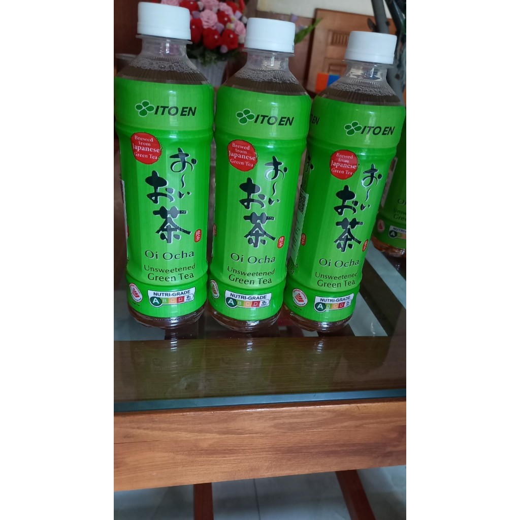 Nước uống trà xanh Oi Ocha Green Tea ITOEN Lock 12 chai