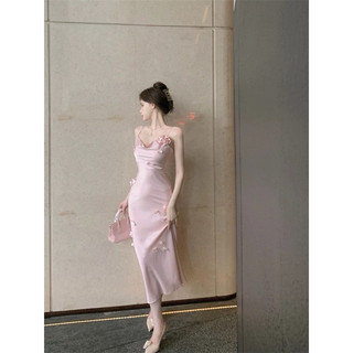 Đầm satin hai dây kết hoa