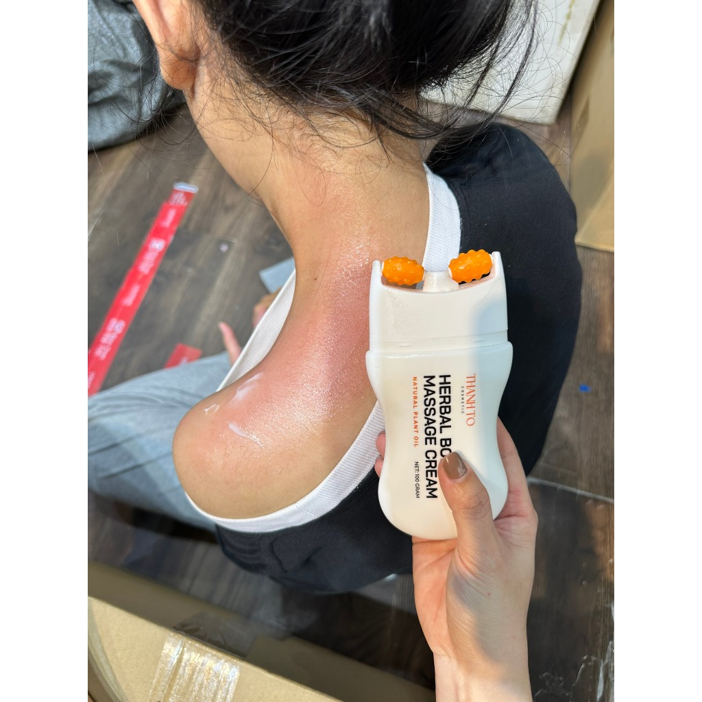 COMBO 2 Chai Thanh Lăn Thảo Dược Massage Hỗ Trợ Giảm Nhức Mỏi, Kem Dầu Herbal Body Thanh Tô Cosmetic