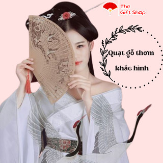 Quạt Gỗ Cổ Trang Có Khắc Hình-Quạt gỗ thơm cao cấp-Quạt cổ trang/Phụ kiện cổ trang Trung Hoa