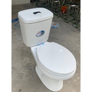 Bồn cầu 2 khối giá rẻ,bệt nhà trọ tại quận 12-tphcm