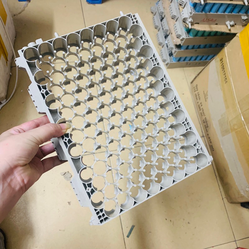 khay đựng cell pin 18650 lg mh1