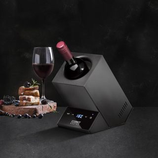 Tủ rượu CASO WineCase One