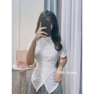 Áo xẻ tà chéo dúm bụng by Miin