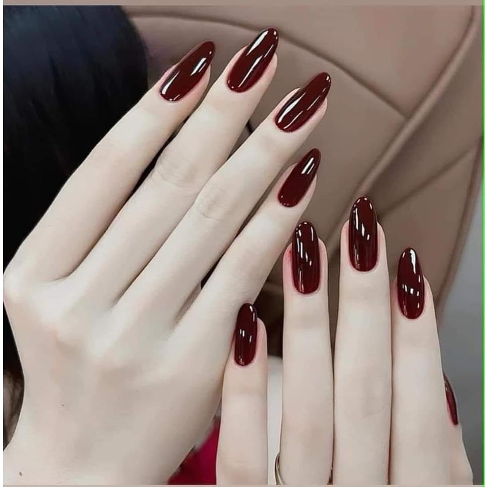 T06 NAILBOX phom vuông đỏ đô