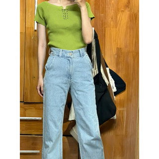 Quần jeans ống suông