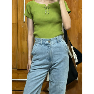 Quần jeans ống suông