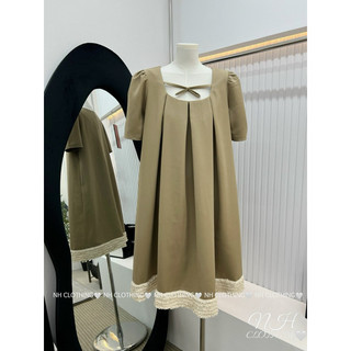 Váy xếp li nơ cổ sm