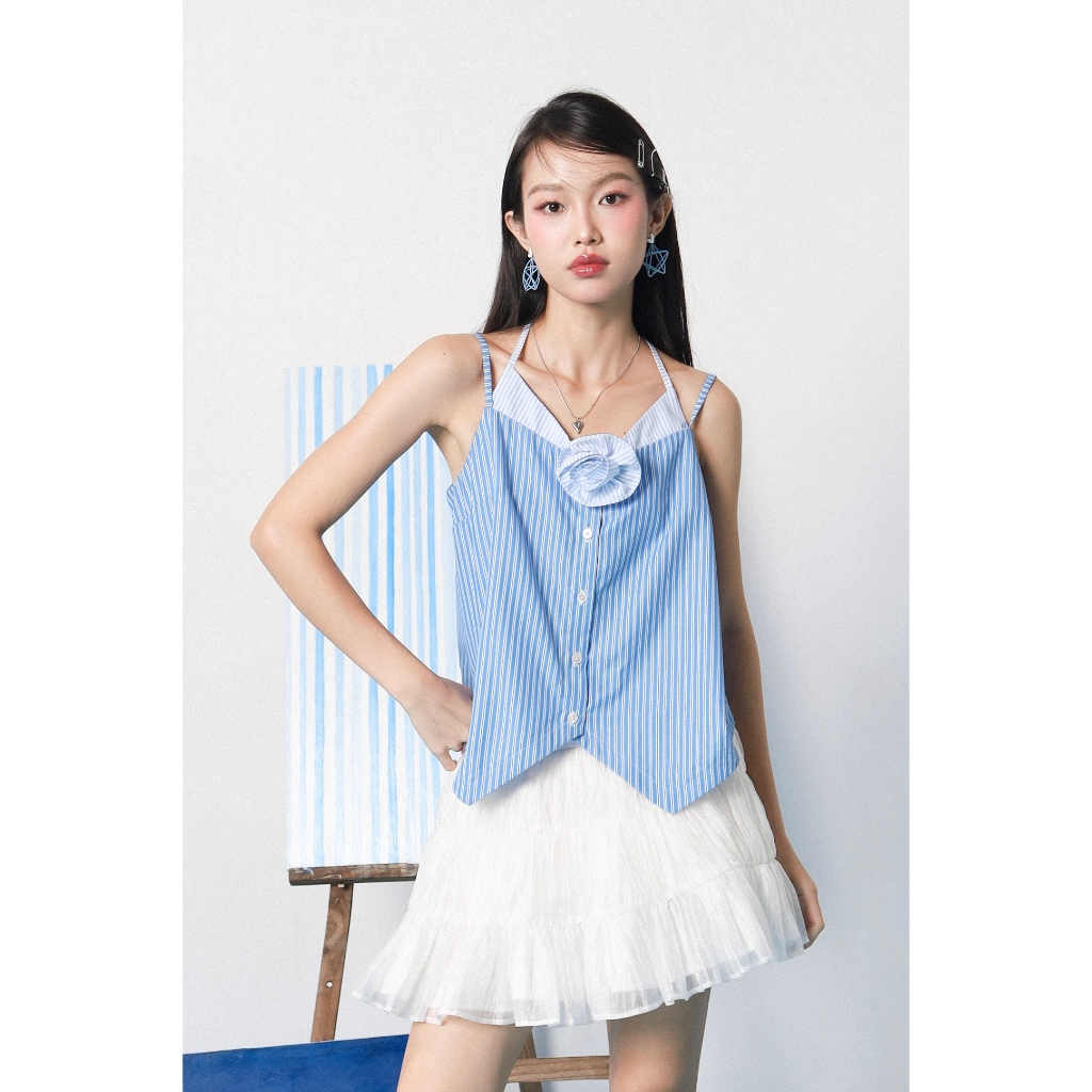 Double Moonshot - Áo 2 dây sọc phối bông hoa Collarbone