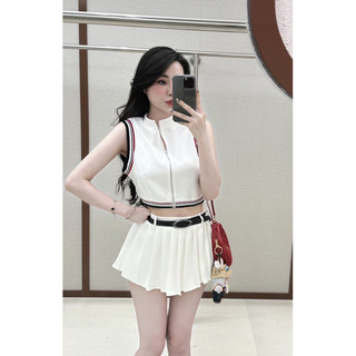 Set Áo Croptop Khoá Viền Kèm Chân Váy Ly (Sẵn Ship)