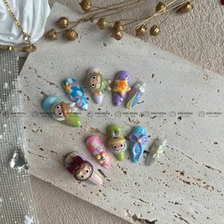 Nail box thiết kế - tiệm nhà meow nailbox - labubu hoạt hình xoay màu sắc -t354
