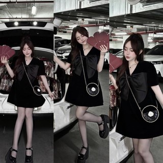 Đầm xòe from ngắn cổ V tay ngắn phối nơ bự chất tuyết mưa Sam Closet Phù Hợp Để Tới Công Sở, Đi Làm Hoặc Đi Chơi.