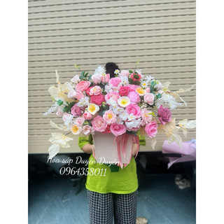 lẵng hoa Chúc mừng ( hoa sáp mix lụa from to)