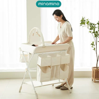 Bàn thay tã cho bé babyviva gấp gọn được, có bánh xe di chuyển và chế độ khoá bánh an toàn