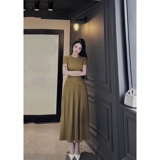 Set Áo Cộc Tay Kèm Chân Váy Dài Chất Mềm Mịn Lên Form Cực Chuẩn 170724