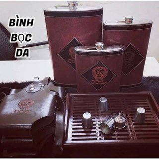 Bình Tông 1,5 lít đựng nước đựng riệu hàng dày 0,8mm đẹp, có bọc da đỏ và bao da đựng như hình