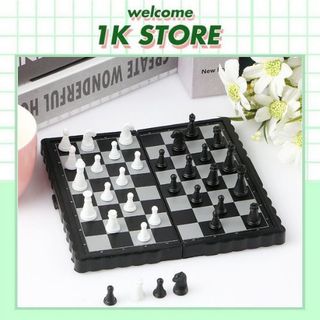Bàn cờ vua mini size 13 x 13 cm, bộ cờ vua nam châm đồ chơi giải trí xả stress giải trí thông minh