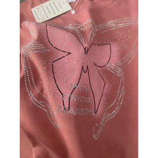 Áo thun hình bướm