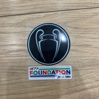 Logo thường và Logo patch nhung