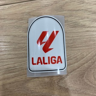 Logo thường và Logo patch nhung