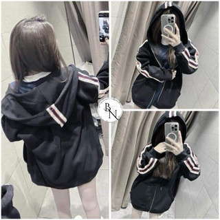 Áo Khoác Nỉ Có Mũ Chạy Viền Gu.CC1 Hai Màu Đen Ghi Oversize - Bảo Ngọc Boutique