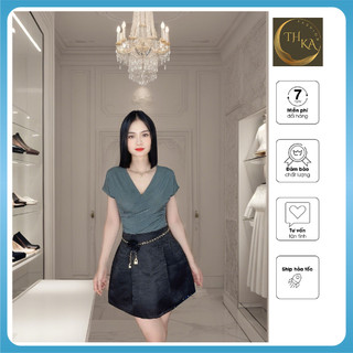 TH'KA Áo thun nhũ lụa thiết kế cổ chéo, phong ôm body, co dãn 4 chiều