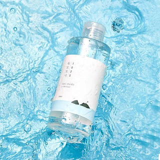 Nước hoa hồng round lab 1025 dokdo toner 200ml