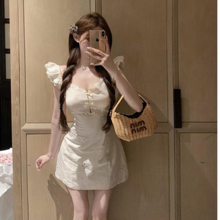 Đầm Kem Ren Hoa Phối Nơ Trên (sẵn)