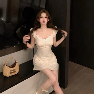 Đầm Kem Ren Hoa Phối Nơ Trên (sẵn)