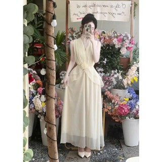 Đầm tiểu thư phối tầng cổ V côt hoa eo dáng dài xinh xắn dành cho các nàng đi dạo phố, đi tiệc