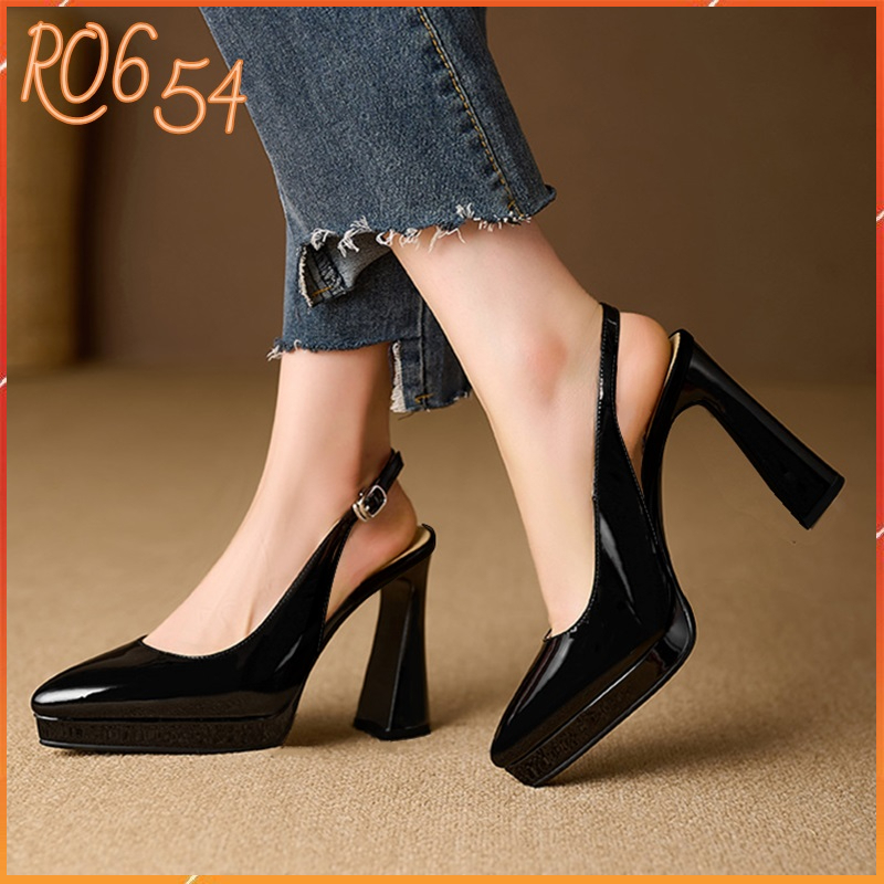 Giày sandal nữ cao gót 9 phân hàng hiệu rosata hai màu đen vàng cao cấp ro654