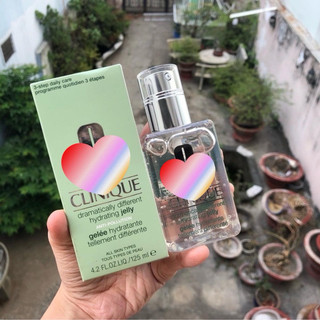 DƯỠNG DA CLINIQ DRAMATICALLY DIFFERENT HYDRATING JELLY