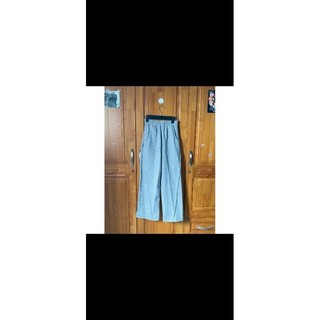 pass 2 quần chất xịn, 45_50kg vừa, 99k/1 quần