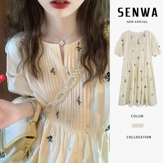 Đầm cổ tròn tay ngắn phồng in hoa phong cách vintage, váy midi cổ tròn hoa nhí Hàn Quốc 5968