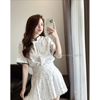 Set áo cổ tàu chân váy xếp ly nơ