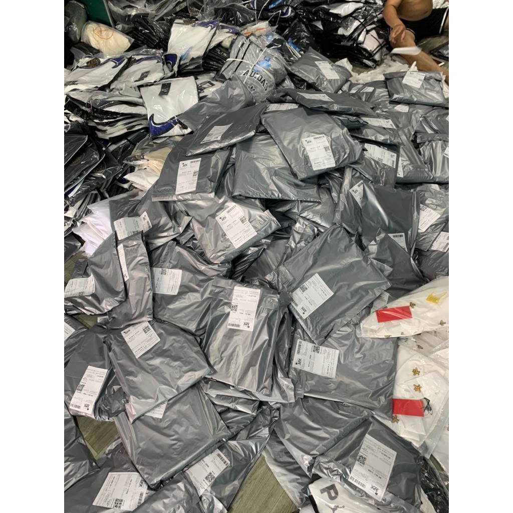 Kiện hàng boom quốc tế-kiện hàng boom thời trang trẻ na nữ siêu hời bất ngờ kiện hàng giá trị cao