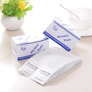 Bông tẩm cồn sát trùng Alcohol pad hộp 100 miếng
