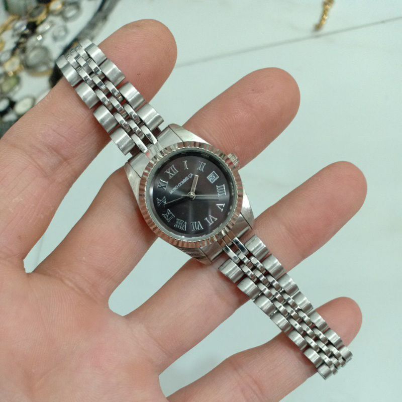 đồng hồ si nhật nữ hiệu MONO COMME CA 1 cửa lịch fom r.l độ mới 89%